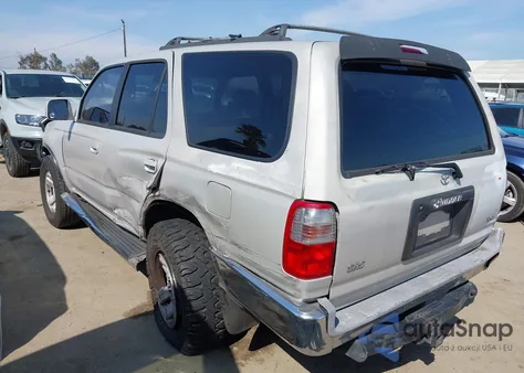 1998 Toyota 4Runner Sr5 V6 z USA, uszkodzony, nr VIN JT3GN86R9W0078147